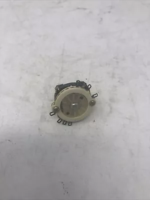 Cts Rotary Switch 2 Position 3 Terminal 1 Pole 1/4  Shaft - New Old Stock • $2.99