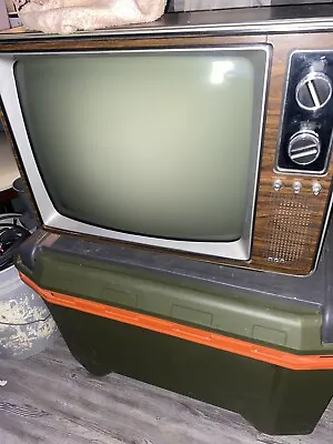 Vintage Rca Television Set 19” Wood Grain • $80
