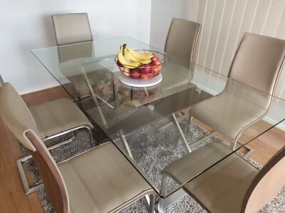 $300 • Buy Koala Living Dining Table With Chairs