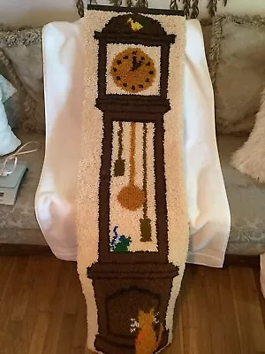 MCM VTG GRANDFATHER CLOCK CAT & MOUSE Latch Hook Rug Wall Hanging LARGE 57”x17” • $79.95