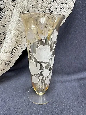 Vintage Hand Painted White Roses 11” Vase Amber Yellow Mid Century Modern • $10