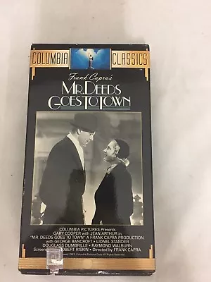 Mr. Deeds Goes To Town (VHS 1936) Starring: Gary Cooper & Jean Arthur • $2.95