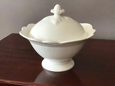 Villeroy & Boch Country Heritage Bowl With Lid In Excellent Condition. • $80