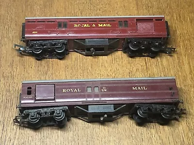 2 X Triang R23 Royal Mail Coaches M30224 - Working Mechanisms - OO Gauge • £6.75