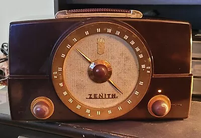 Vintage 50s Bakelite Zenith G725 AM/FM Long Distance Tube Radio - Fully Working! • $65