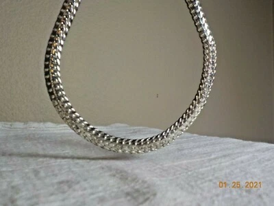 $10 • Buy Napier Signed Silvertone Metal Fancy Accordian Style V Shaped Link Necklace 18  