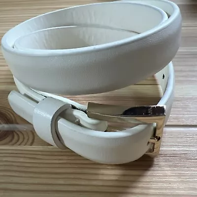 Tommy Hilfiger Skinny Belt White Medium • $14