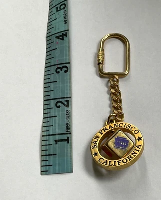 £4.75 • Buy San Francisco Spinning Motif Dice Keyring Collectable