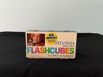 (3 Cubes/12 Flashes) Sylvania Blue Dot Flash Cubes Unused • $4.75