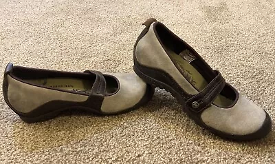 Merrell Plaza Bandeau Mary Jane Dark Taupe Leather Shoe Women 8.5 M • $22