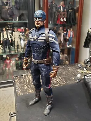 Hot Toys 1/6 MMS243 Captain America & Steve Rogers Set (Only Captain America) • $155