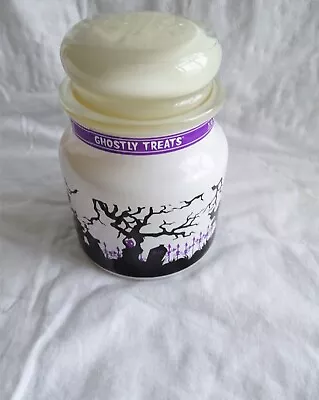 Yankee Candle  Ghostly Treats Halloween Medium Jar • £52