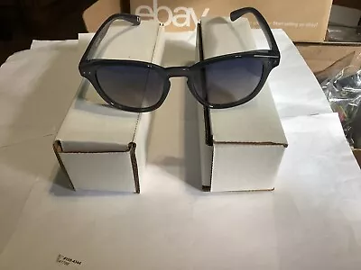 Body Glove Sunglasses • $12