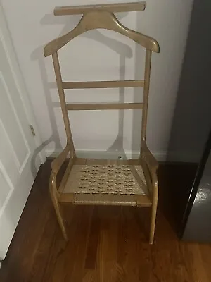 Mid Century Modern Valet Vintage Danish Style Butler Solid Wood Gentleman Chair. • $400