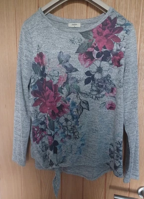 £2.50 • Buy Flowered Tie Front Top - 14