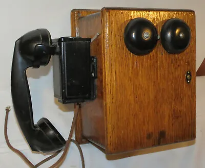 Beautiful WESTERN ELECTRIC Oak Wall Telephone - Hand Crank 5-Bar Magneto • $149.99