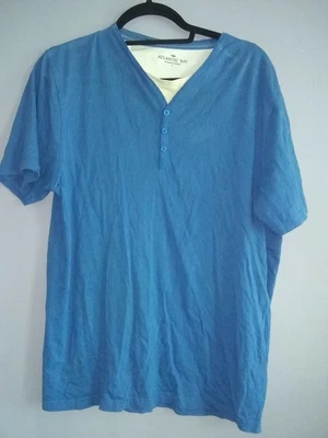 £2 • Buy Atlantic Bay Men's S T-Shirt
