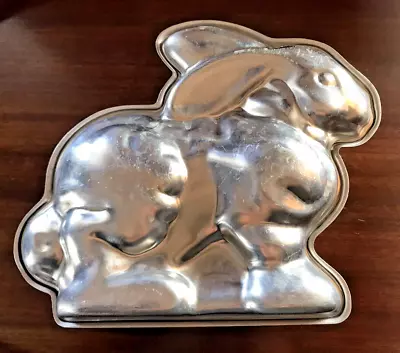 Vintage Aluminum Bunny Rabbit Cake Pan For Easter Spring 2-Piece. 10 X8.25  • $12.95