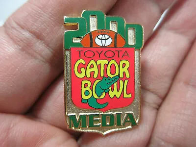 2000 Toyota Gator Bowl Miami Hurricanes Vs Georgia Tech Yellow Jackets Media Pin • $19.99