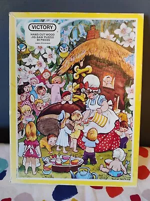 Vtg Victory Wooden Jigsaw Nursery Rhyme There Was An Old Woman 80s PC's 7212 • £9.99