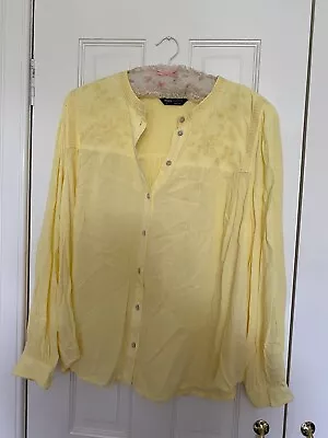 Marks And Spencer Ladies Blouse Size 20 • £9.99