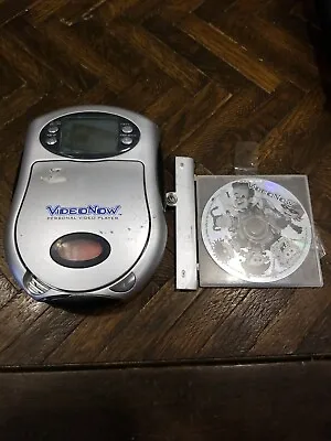 VINTAGE 2003 Hasbro Video Now Personal Video Player With 2 Video Discs Works • $15