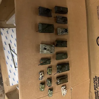 VINTAGE LOT Of LOOSE  STALIN AMX  PANZER SCHWERER AURORA MINIATURE TANKS JEEPS • $49.99