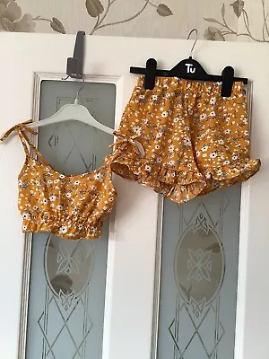 Girls Shein Mustard/White Floral Crop Top/Shorts Outfit For Age 8 Years  • £4.50