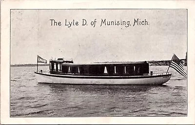 Munising Michigan The  Lyle D. Great Lakes Steamer Passenger Boat Postcard • $7.99