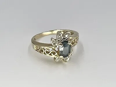 VINTAGE 10k Blue Gemstone Flower Ring Filigree Band.  Size 5. • £173.55