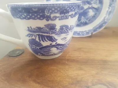 Ringtons  Willow  Pattern Cup & Saucer By Wade Ceramics. Gilt Edging • £14.99