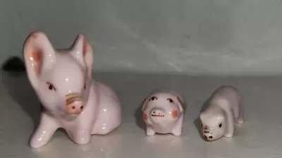 Vintage Set Of 3 Miniature Pink Porcelain Pig Figurines Mama & Piglets • $12.99