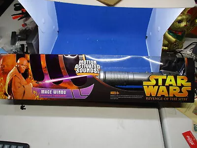 Star Wars Revenge Of The Sith MACE WINDU Lightsaber 2005 Glows Sounds Hasbro • $39.95