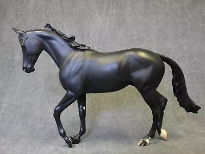 Peter Stone * Alae Rouge * Black Thoroughbred Dealer SR Traditional Model Horse • $269.69