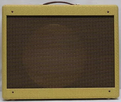 Narrow Panel Tweed Vibrolux® Guitar 5F11 Amplifier Combo Speaker Cabinet • $351