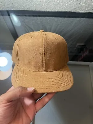 Hm Hat • $5