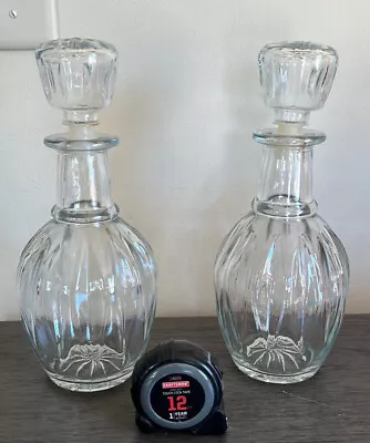 Set Of 2 Vintage LIQUOR BAR DECANTERS 10 1/2  Clear Glass STARBURST BOTTOM • $28.50