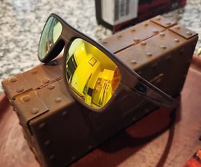 Oakley Breadbox Rust Decay / Fire Iridium Polarized BNIB • $400