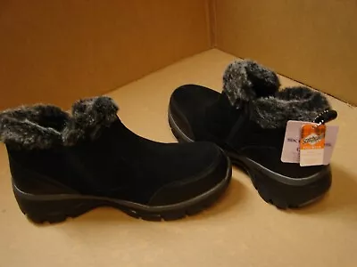 Skechers Relaxed Fit Women Easy Going Warm Escape Boots BlackSplit Size-R8.5/L8 • $42.95