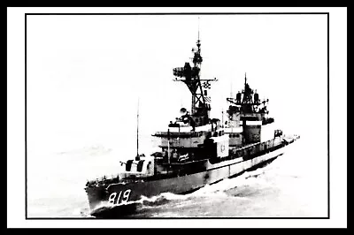 Postcard USS Holder DD-819 • $4.75