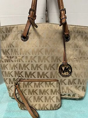 MICHAEL MICHAEL KORS Jet Set Grab Bag Tote MK Logo  Tan / Brown With Wristlet • $60