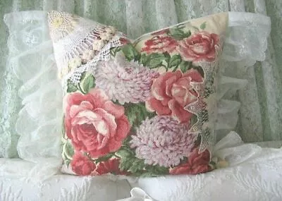 ViNtAgE Chic PINK RoSeS Barkcloth * FRENCH LACE * Cottage Garden FEATHER PILLOW • $154.95