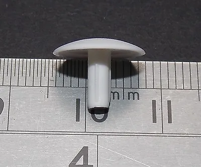 250 White Plastic Cover Caps For 3mm Holes Shelf Plugs • £14.80