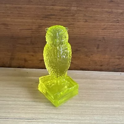 Vintage Degenhart Glass Wise Ole Owl On Books Figurine VASELINE Glows Lime Green • $50