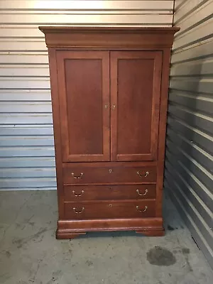 Armoire - Media (Cherry) Hooker Furniture • $270