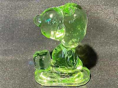 Green Vaseline Glass Beagle Snoopy Peanuts Cartoon Dog Uranium Hound Paperweight • $9.99