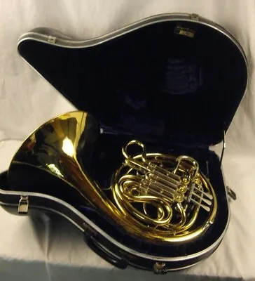 $2950 • Buy Conn Ltd Usa  Connstellation  28d Pro Double French Horn Lacquered Brass