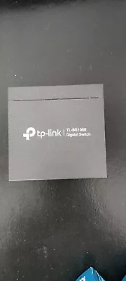 TP-LINK TLSG105E 5-Port Gigabit Ethernet Switch • £10