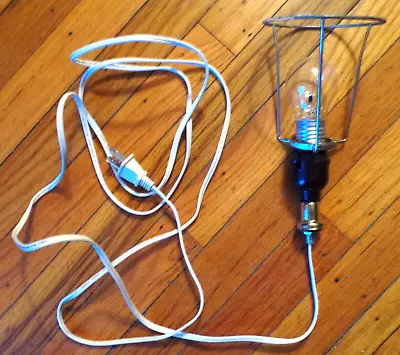 Vintage Lamp / Lighting Part With Plug & Bulb (b) • $4.99
