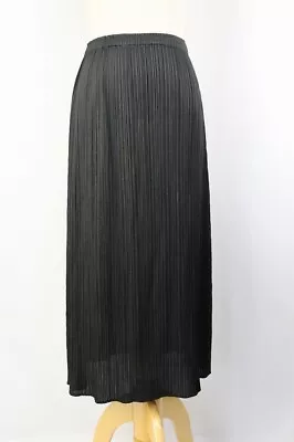 PLEATS PLEASE Black Skirt ISSEY MIYAKE 196 7312 • $125